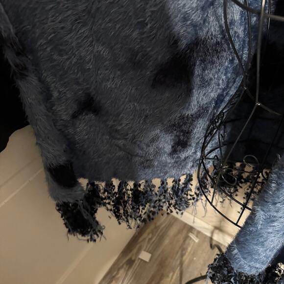 Alberto Makali Fuzzy Fringed Vest XS - Picture 6 of 7